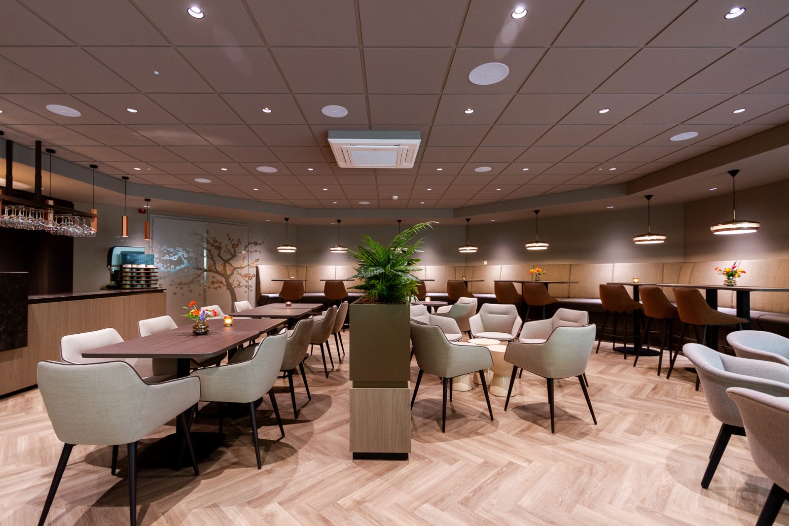 Nieuw: Grand Café
